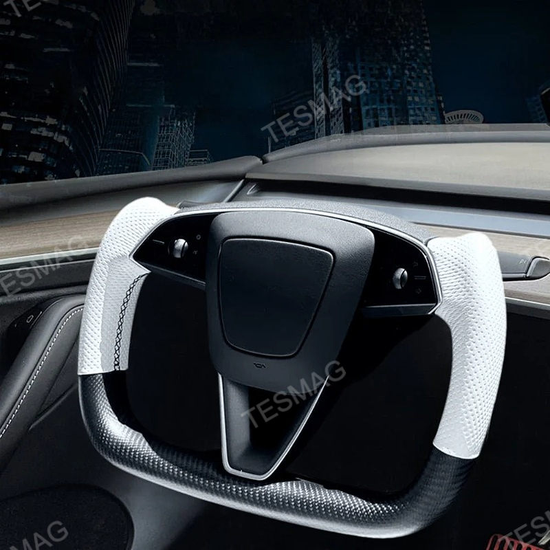 Yoke steering wheel for Tesla Model 3 Highland