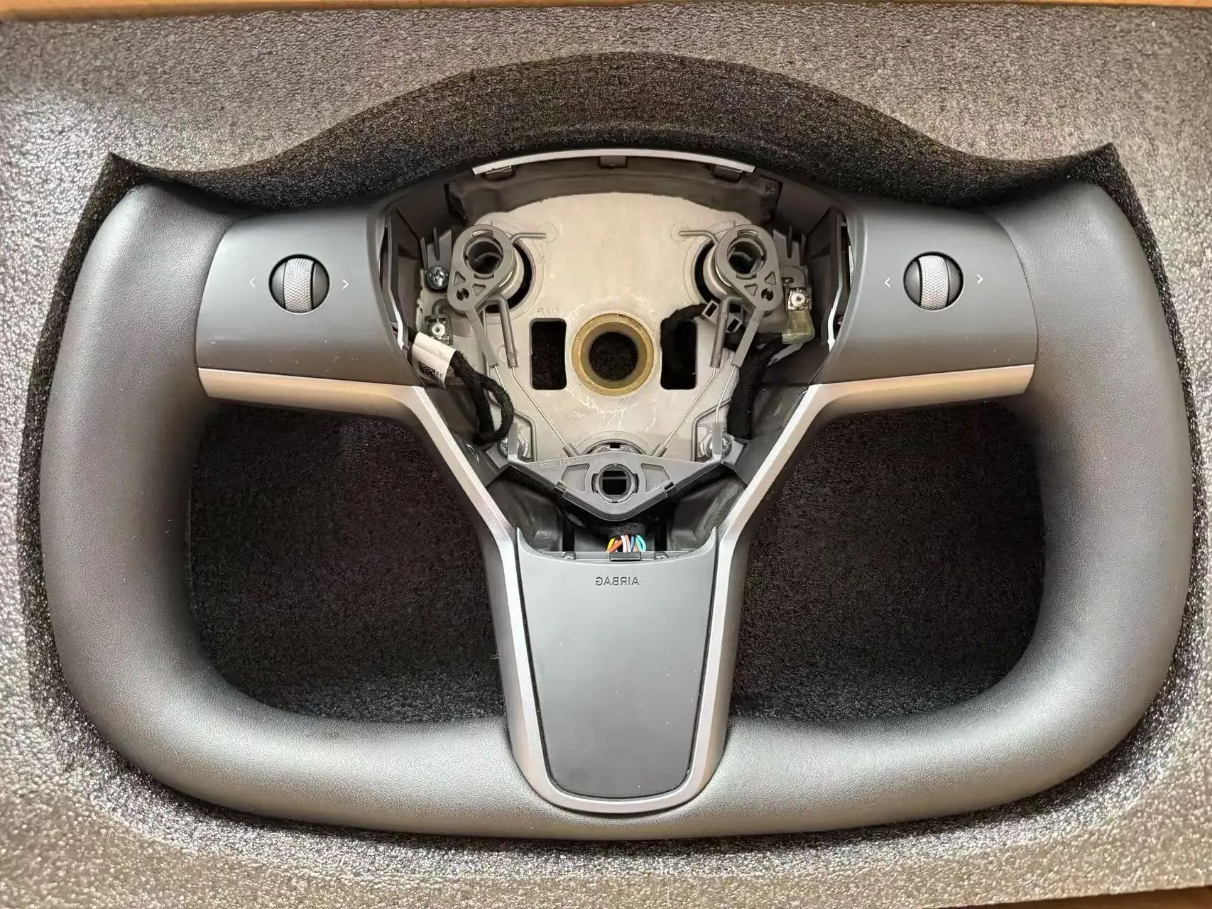 Yoke carbon steering wheel for Tesla Model 3/Y
