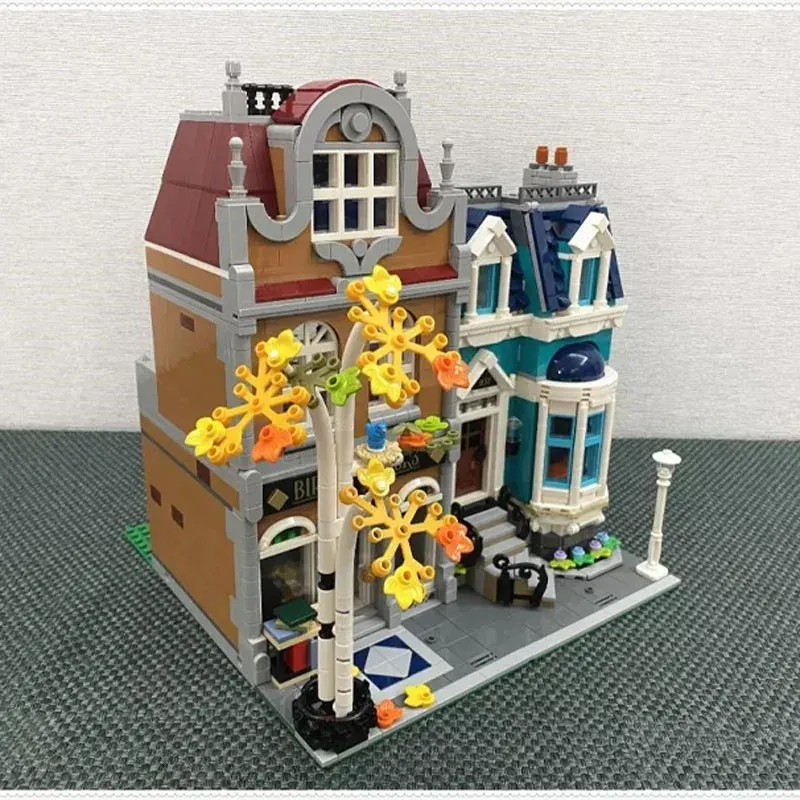 Street View 10270 Modular Building Bookstore Model European Style City House Education Block Children's Christmas Toy Gifts