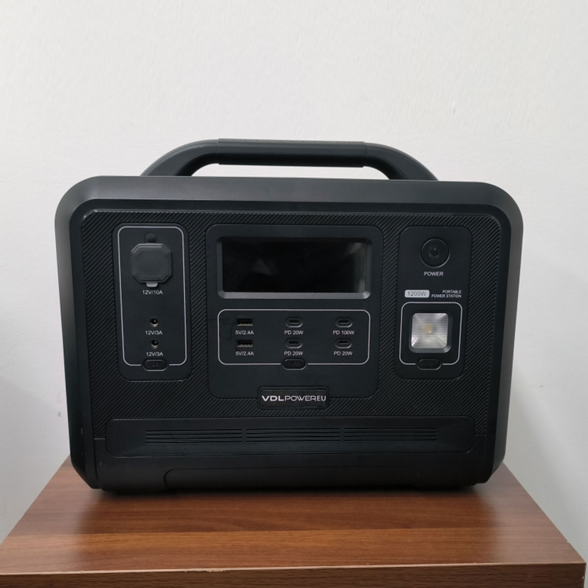 VDL HS-1200 ポータブル電源 1200W/960wh 24年7月購入 Amazon.co.jp: VDL ポータブル電源 1200W 大容量 960WH