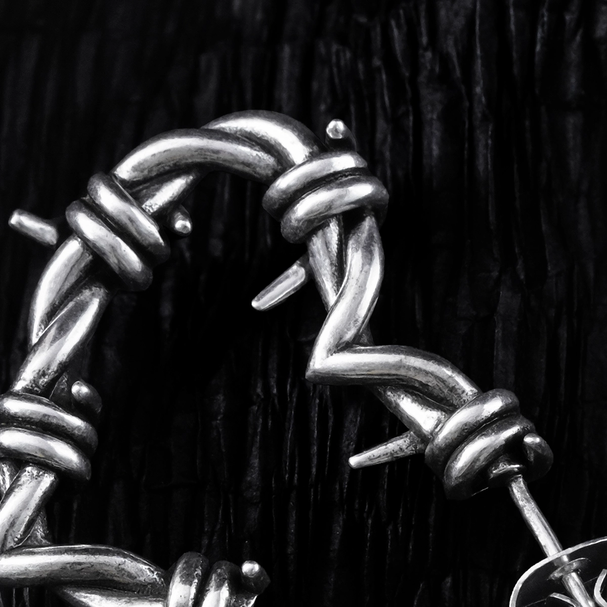 BARBED LOVE EARRINGS
