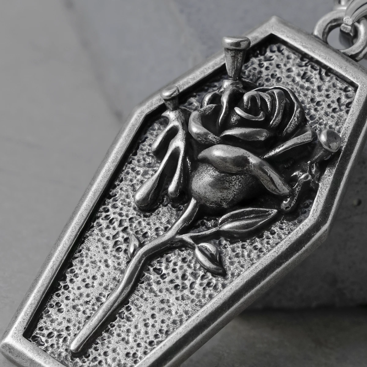 ETERNAL ROSE NECKLACES