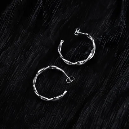 RESILIENT THORN EARRINGS