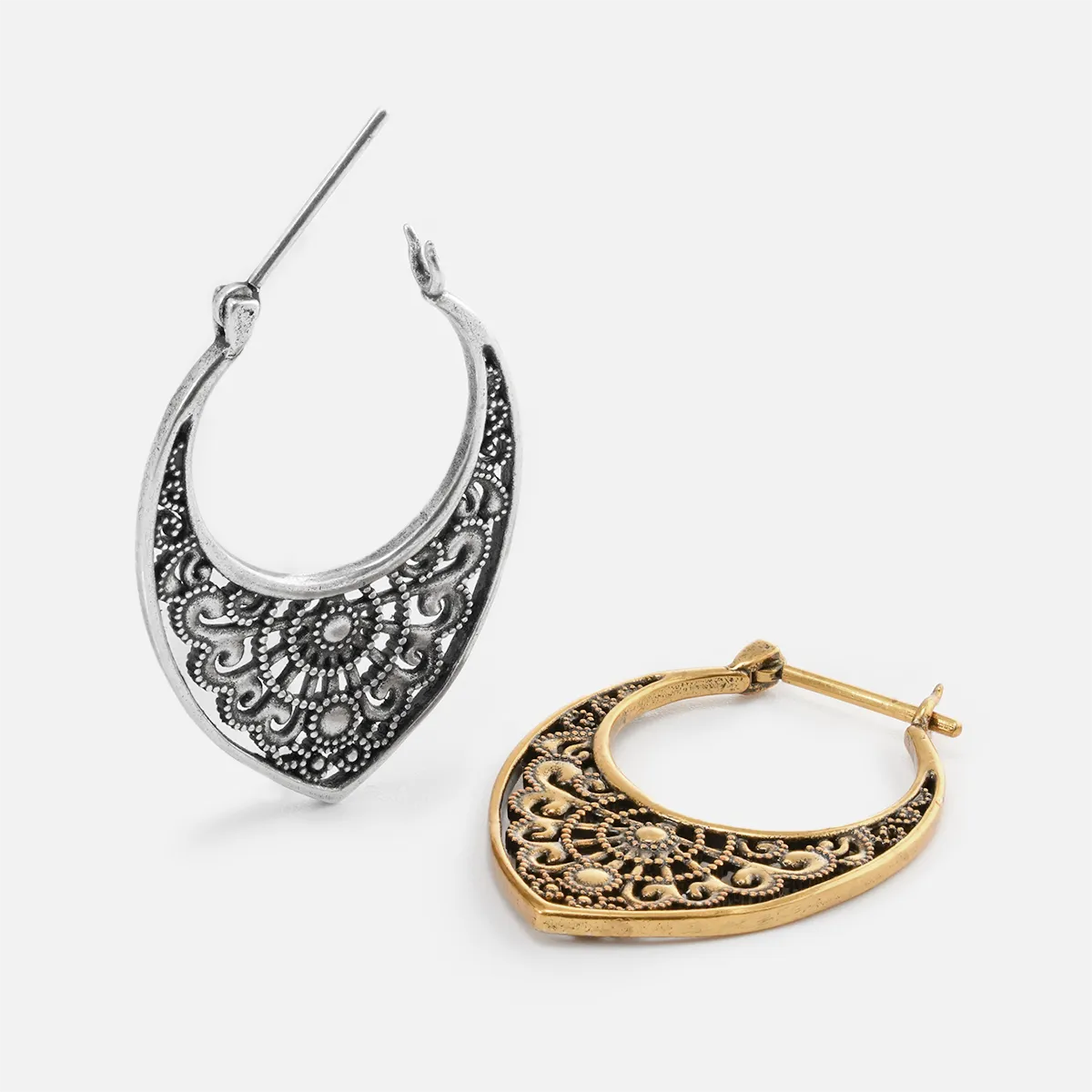 EXQUISITE MANDALA EARRINGS