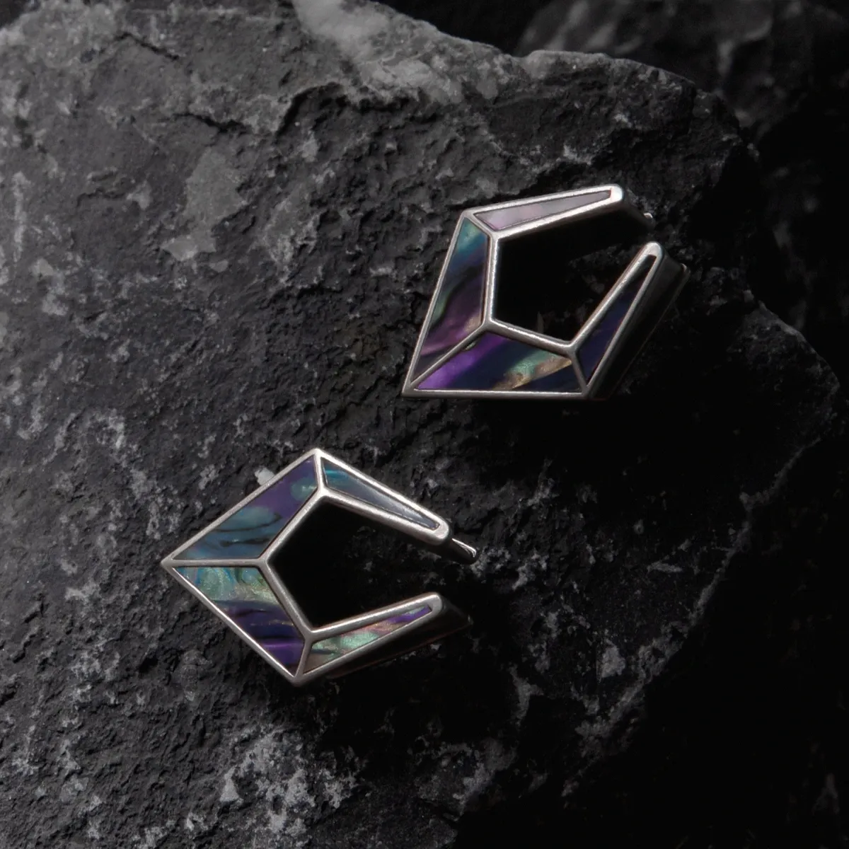 VIOLET PRISM TUNNELS