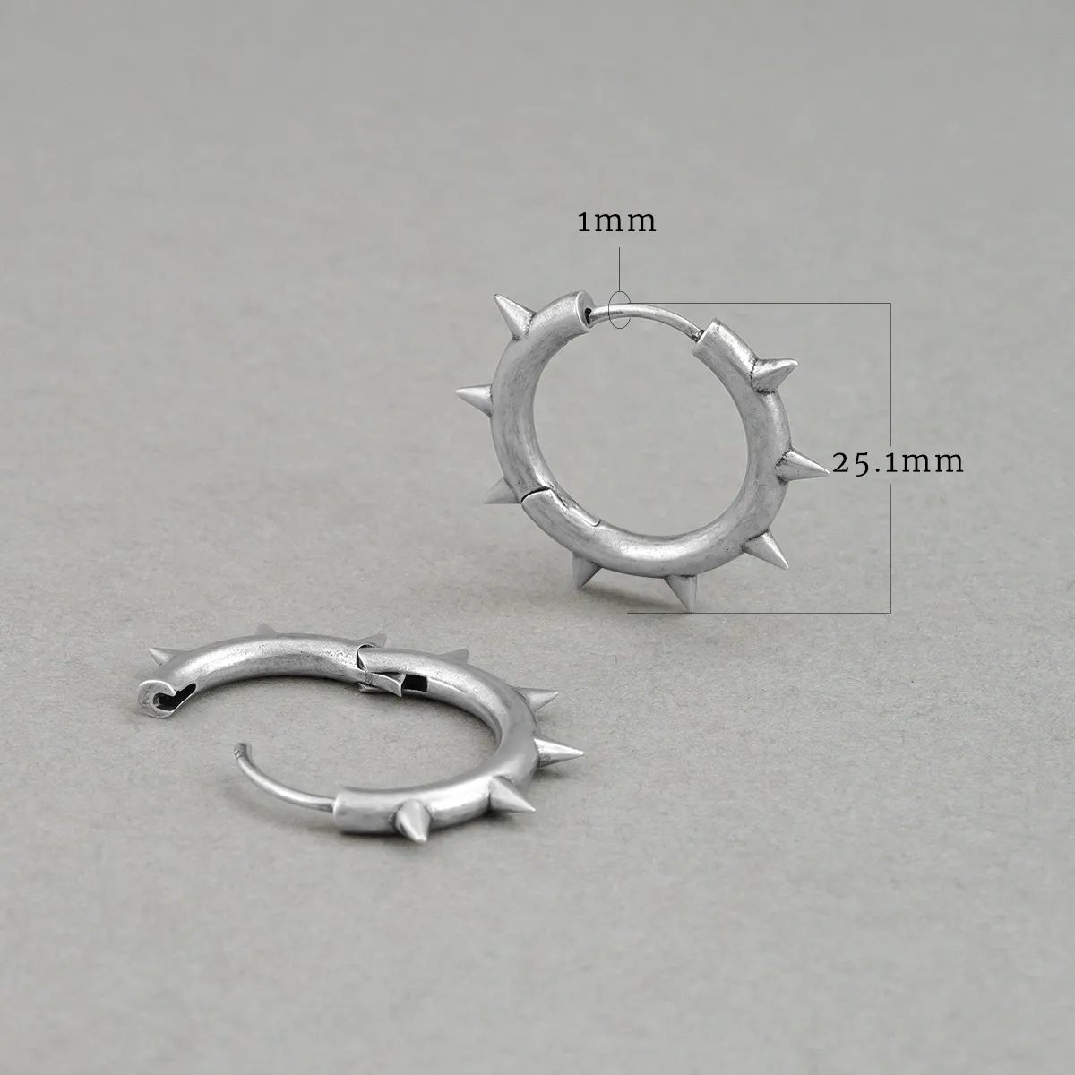 REBEL SPIKE HOOP EARRINGS