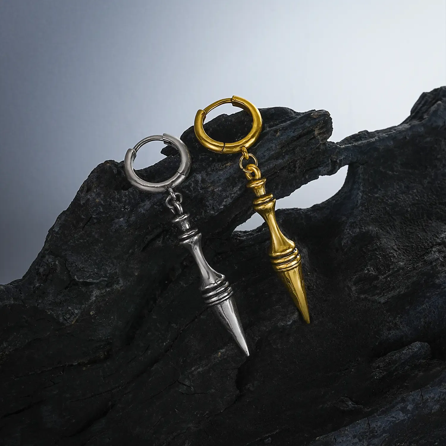 TIMELESS SPEAR EARRINGS