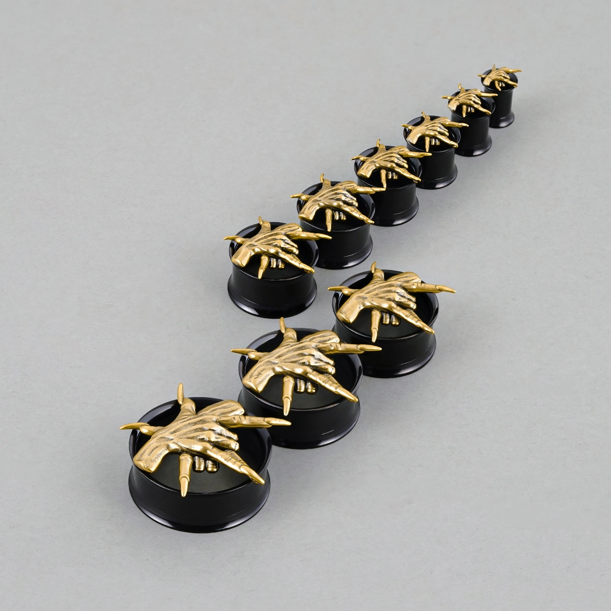 DEMONIC GRIP TUNNELS