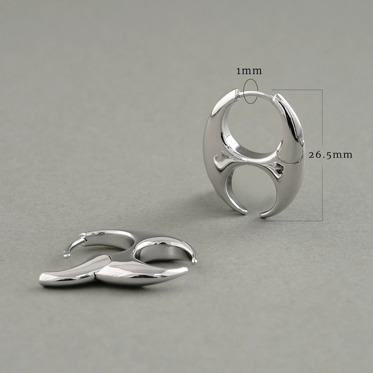 ARTISTIC FLOW EARRINGS