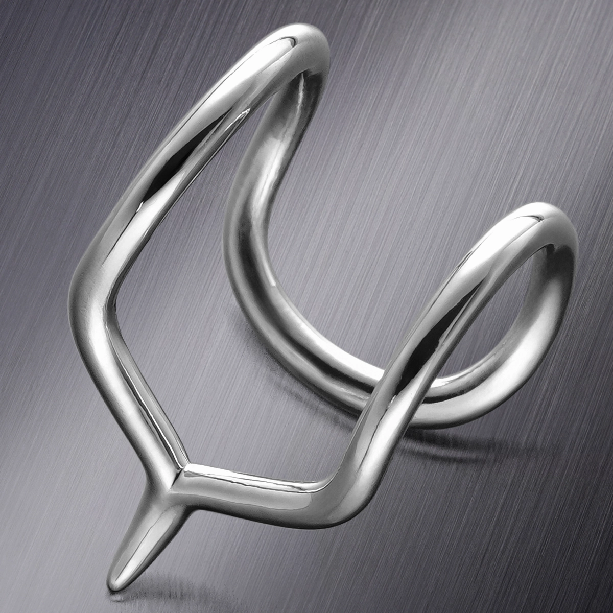 SCULPTED LINE LIP CUFF