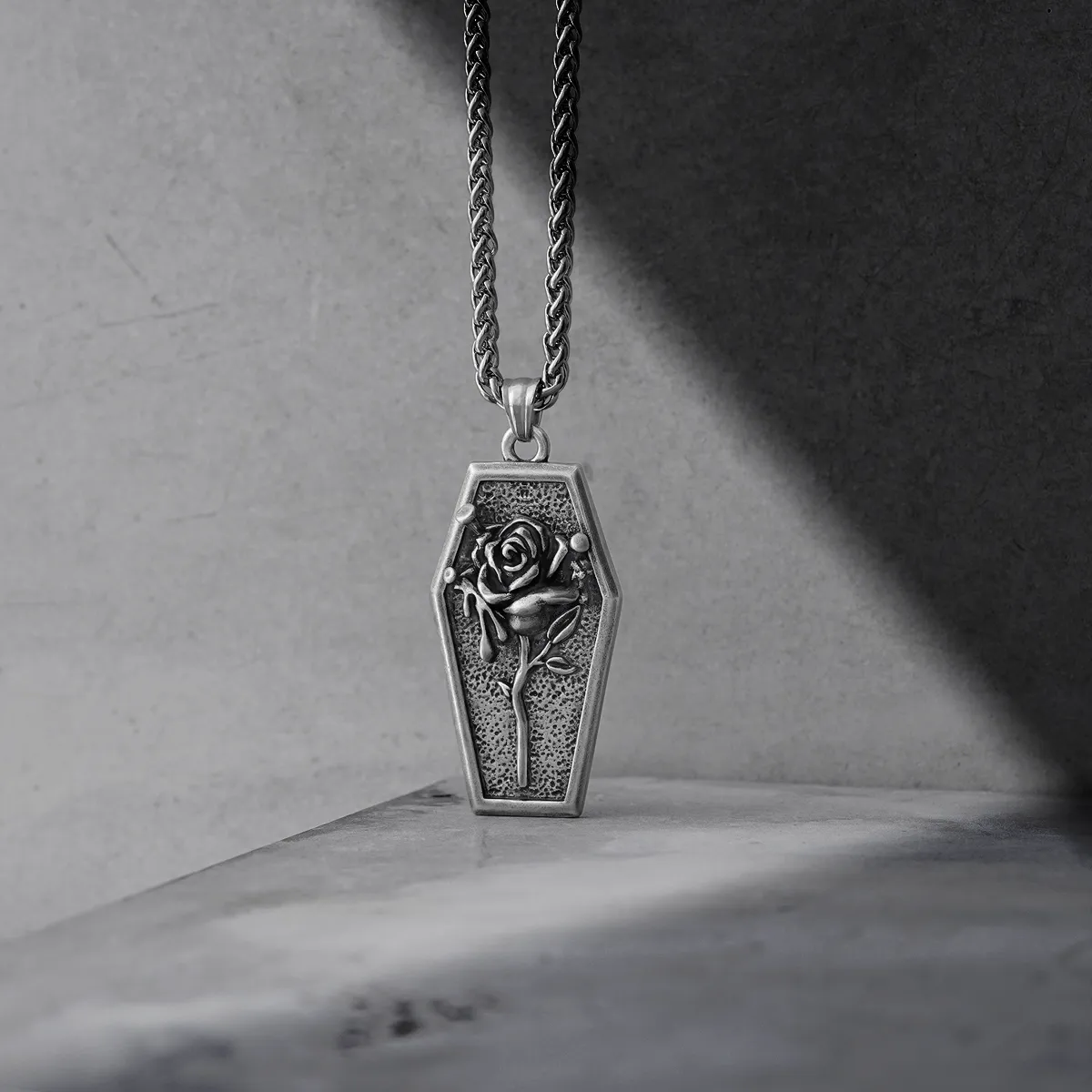 ETERNAL ROSE NECKLACES