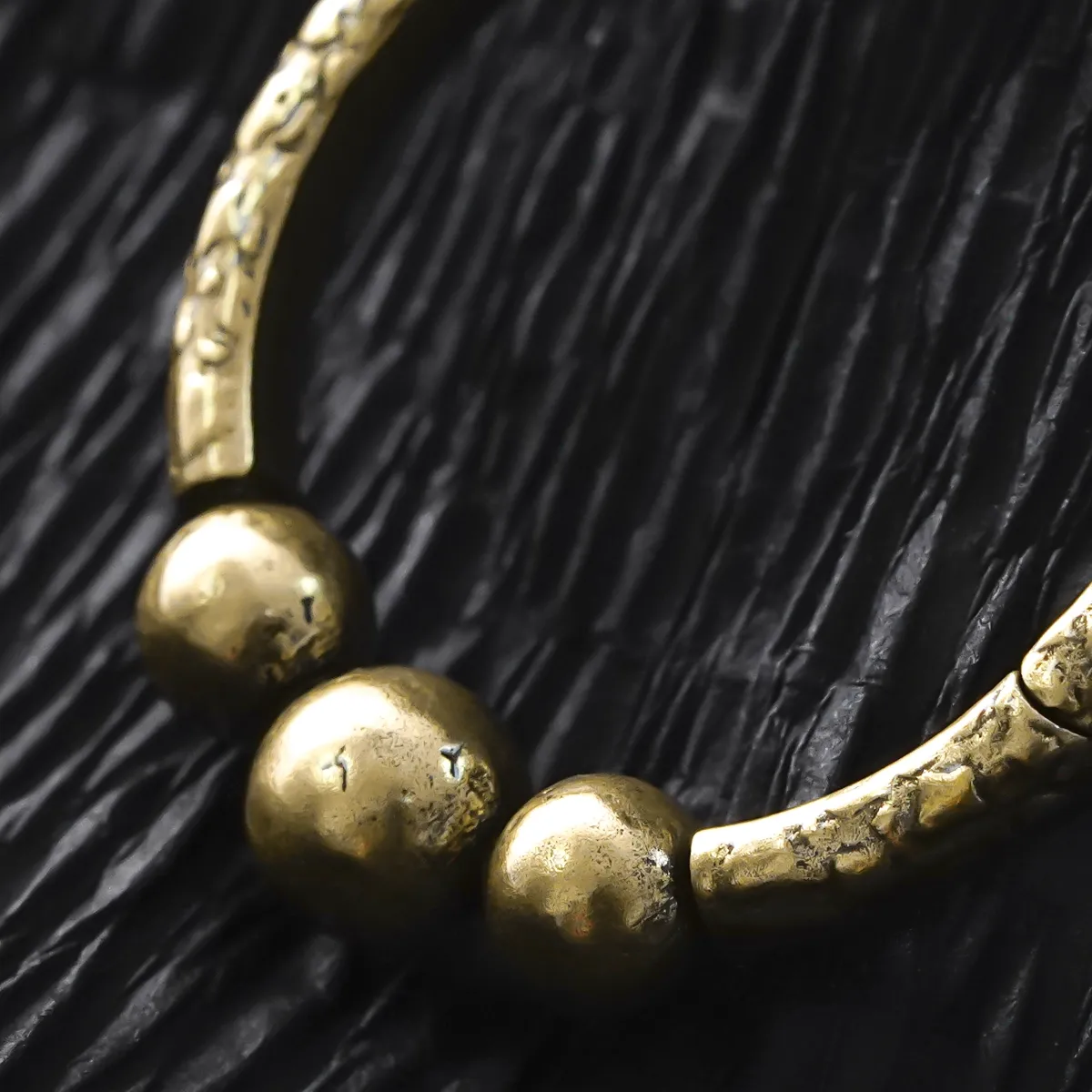 MYTHIC HERITAGE HOOP EARRINGS