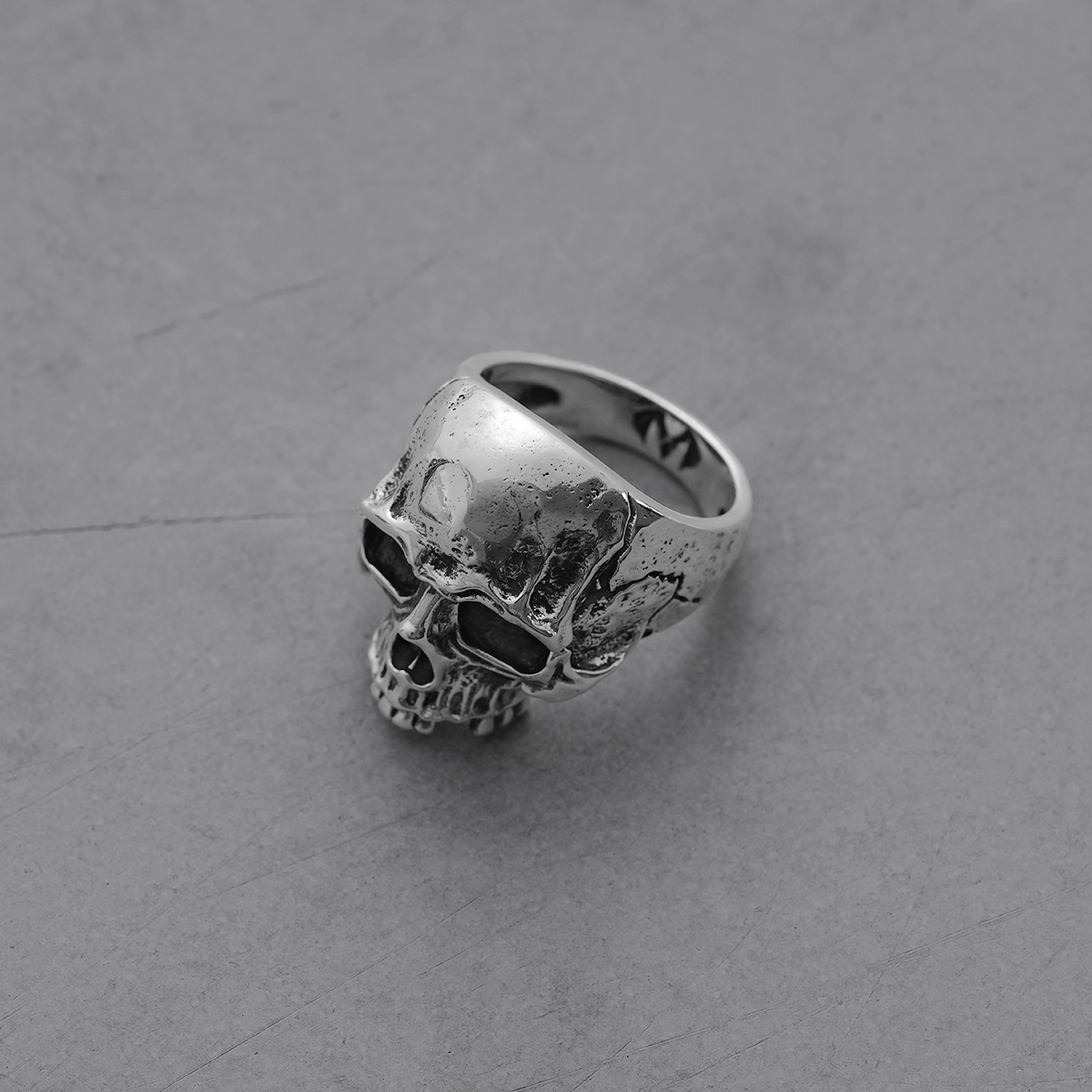 MEMENTO MORI SKUL RING