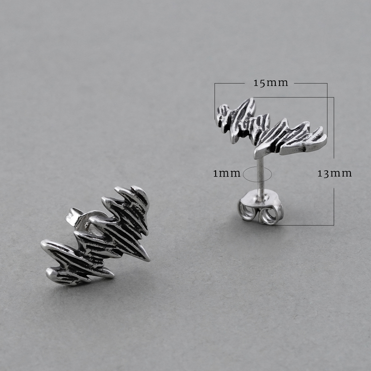 DYNAMIC WAVEFORM EARRINGS