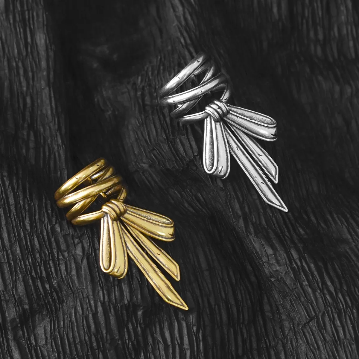 GRACEFUL KNOT EAR CUFFS