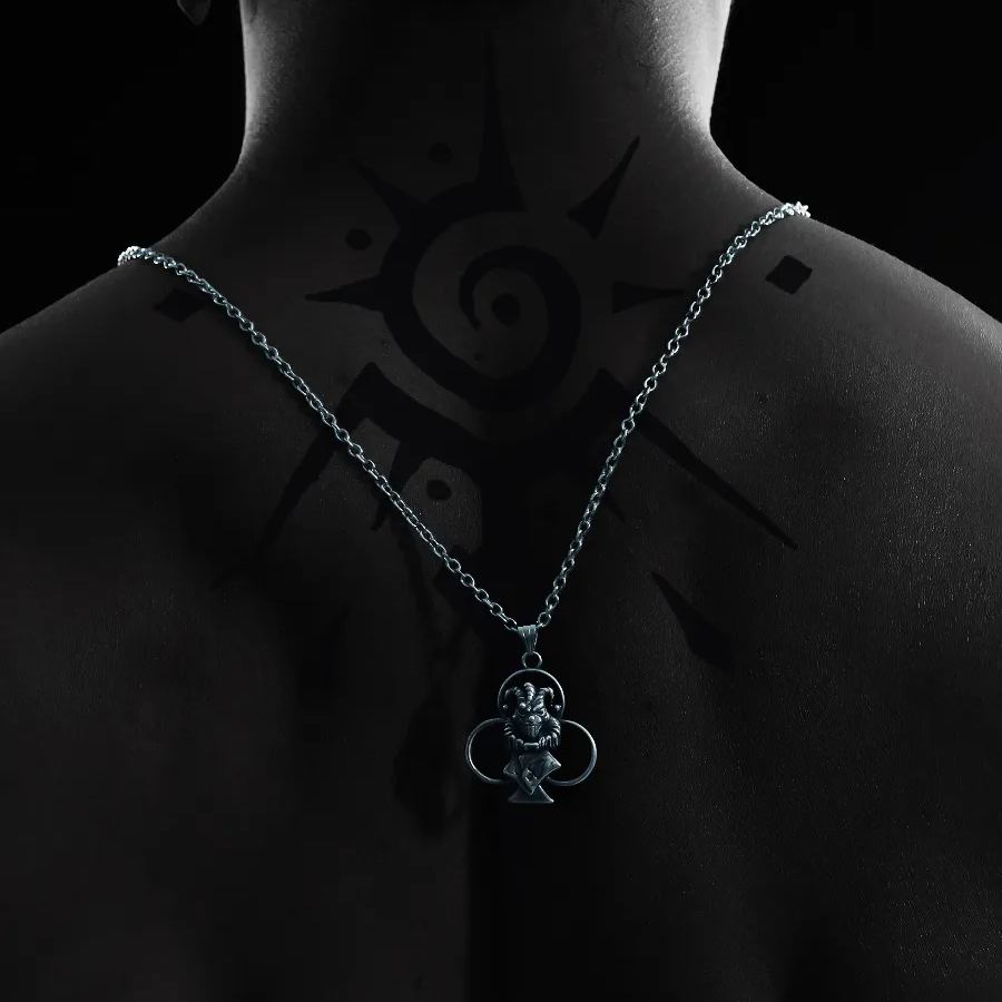 PUNKYOUTH Clown Poker Clubs Pendent Necklace