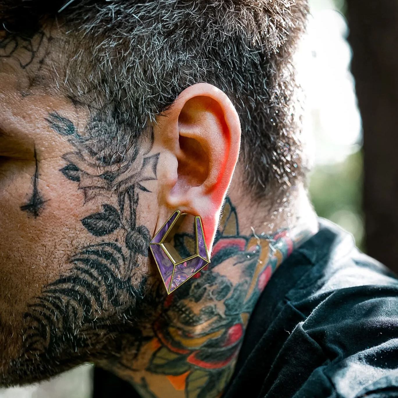 VIOLET PRISM TUNNELS