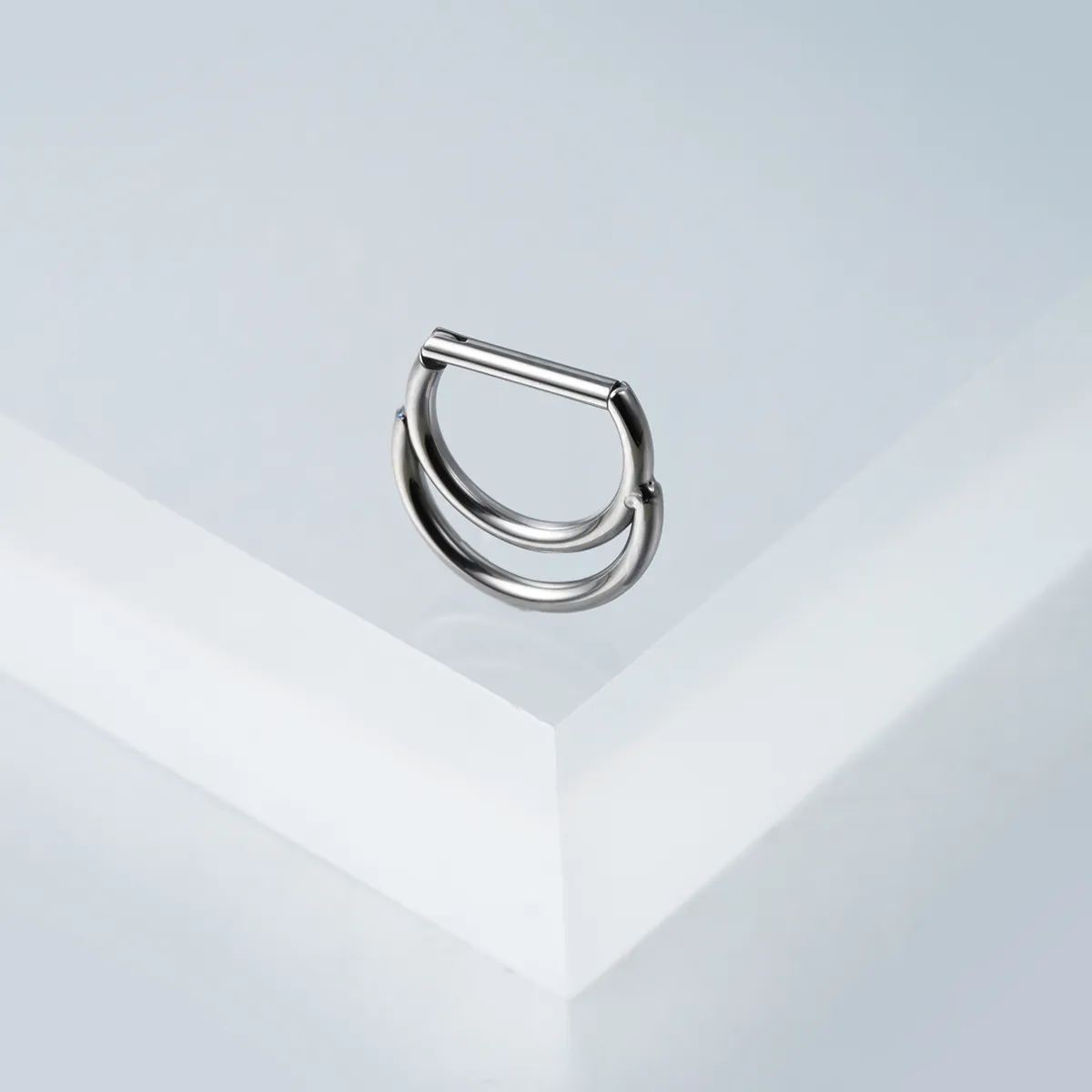 PUNKYOUTH D Shaped Moon Nose Ring