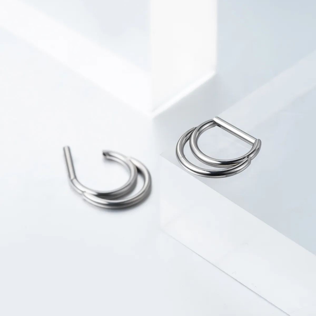 PUNKYOUTH D Shaped Moon Nose Ring