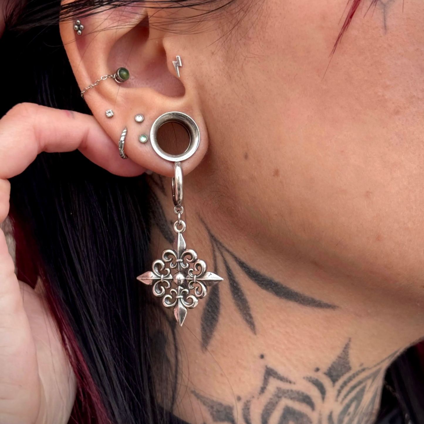 FLEUR-DE-LIS ELEGANCE EARRINGS