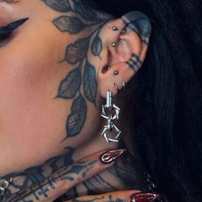 HEXAGONAL EDGE EARRINGS