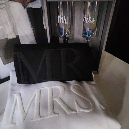 Custom Mr and Mrs Sweatshirts Embossed Mr and Mrs Tracksuit