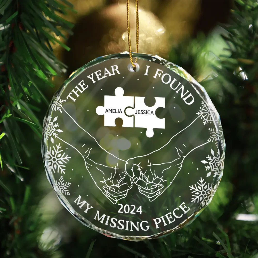 The Year I Found My Missing Piece Couples - Personalized Circle Glass Ornament
