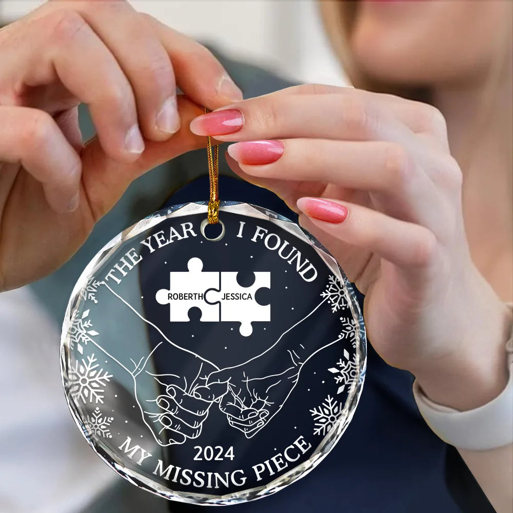 The Year I Found My Missing Piece Couples - Personalized Circle Glass Ornament