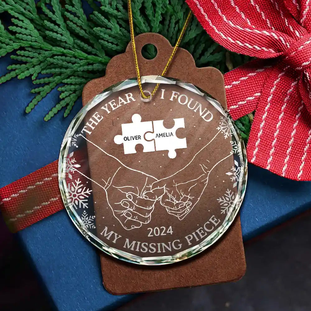 The Year I Found My Missing Piece Couples - Personalized Circle Glass Ornament