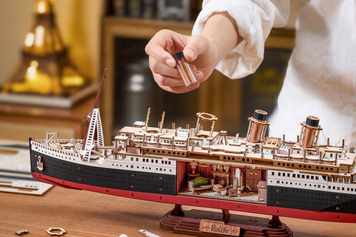 Build a Legend: The Titanic-Inspired 1912 Ocean Liner 3D Wooden Puzzle