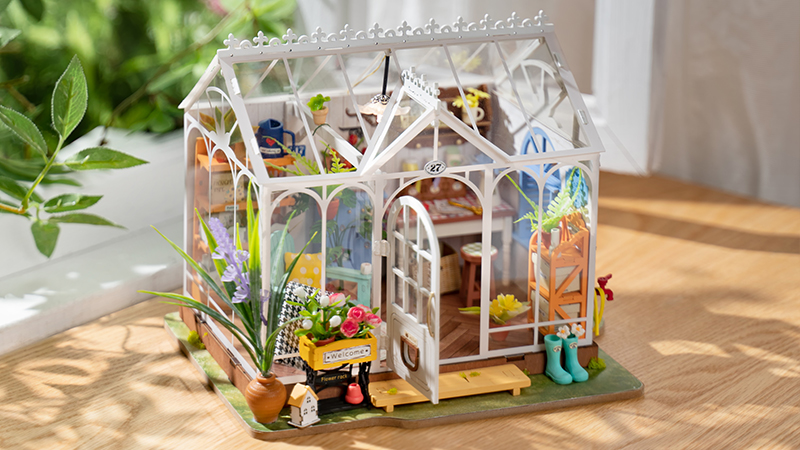 DIY Miniature House: Sam's Study - Jughead and Bean's