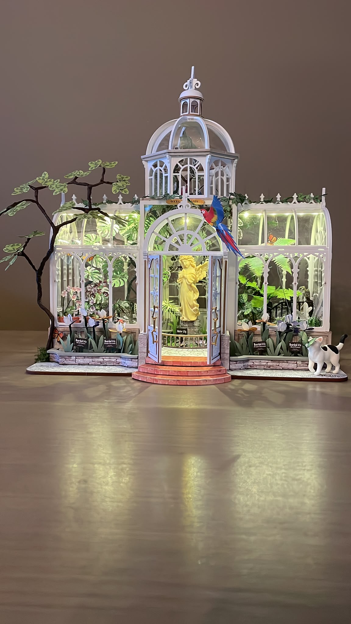 Completed Oxygen Oasis greenhouse by Minus 88
