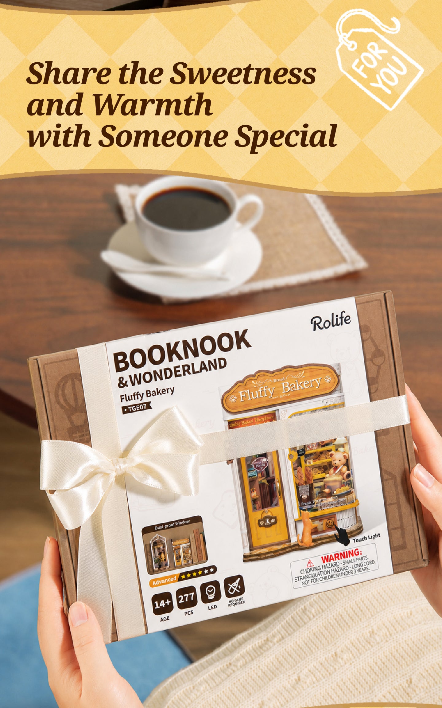 Fluffy Bakery gift-ready package and completed model display