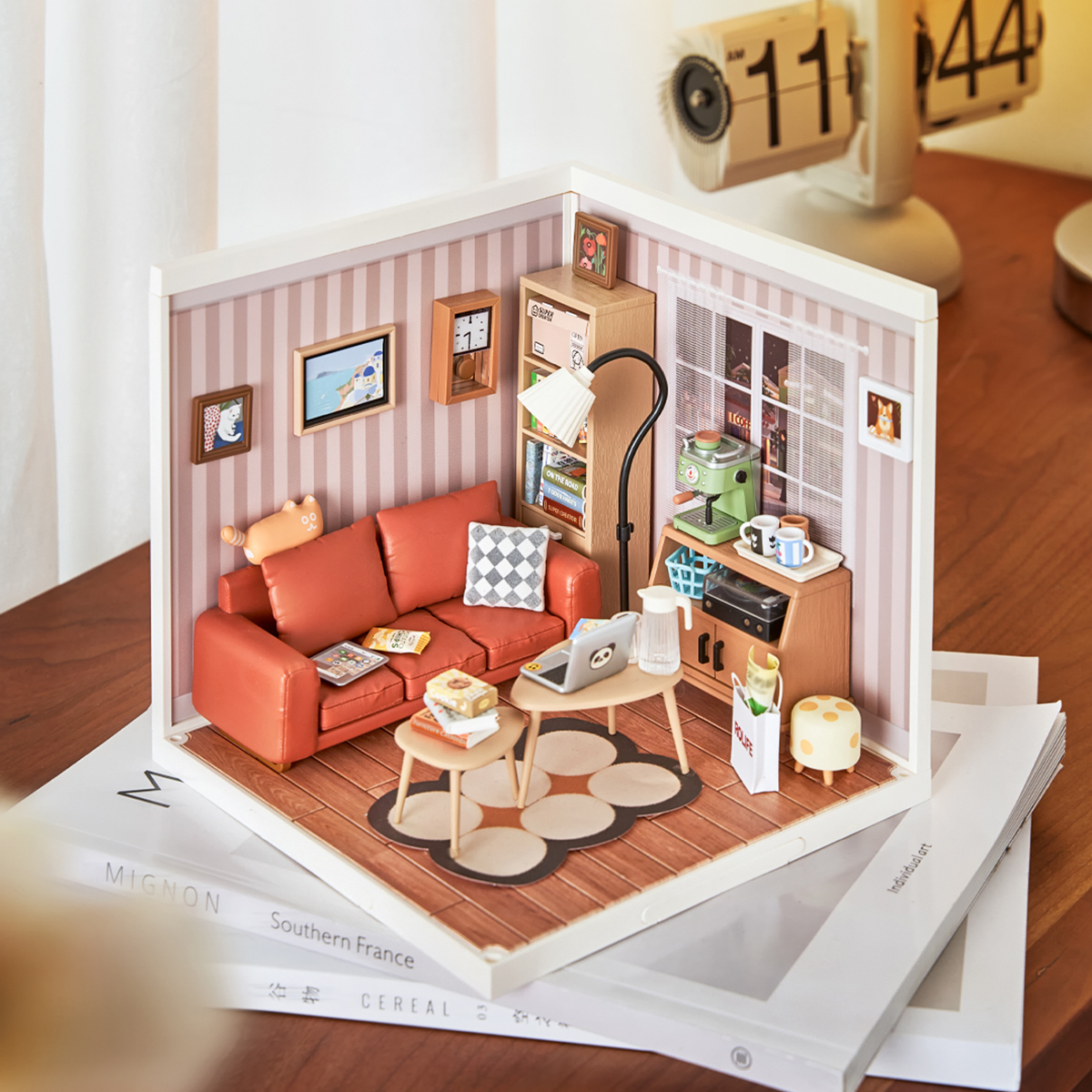 Rolife DIY Miniature Dollhouse Kit,Green House with Furniture and LED,Wooden Dollhouse Kit,Best Birthday and Valentine's Day Gift for Women an並行輸入 Rolife Miniature Room Kits | DIY Home-Themed Miniatures \u2013 Rolife