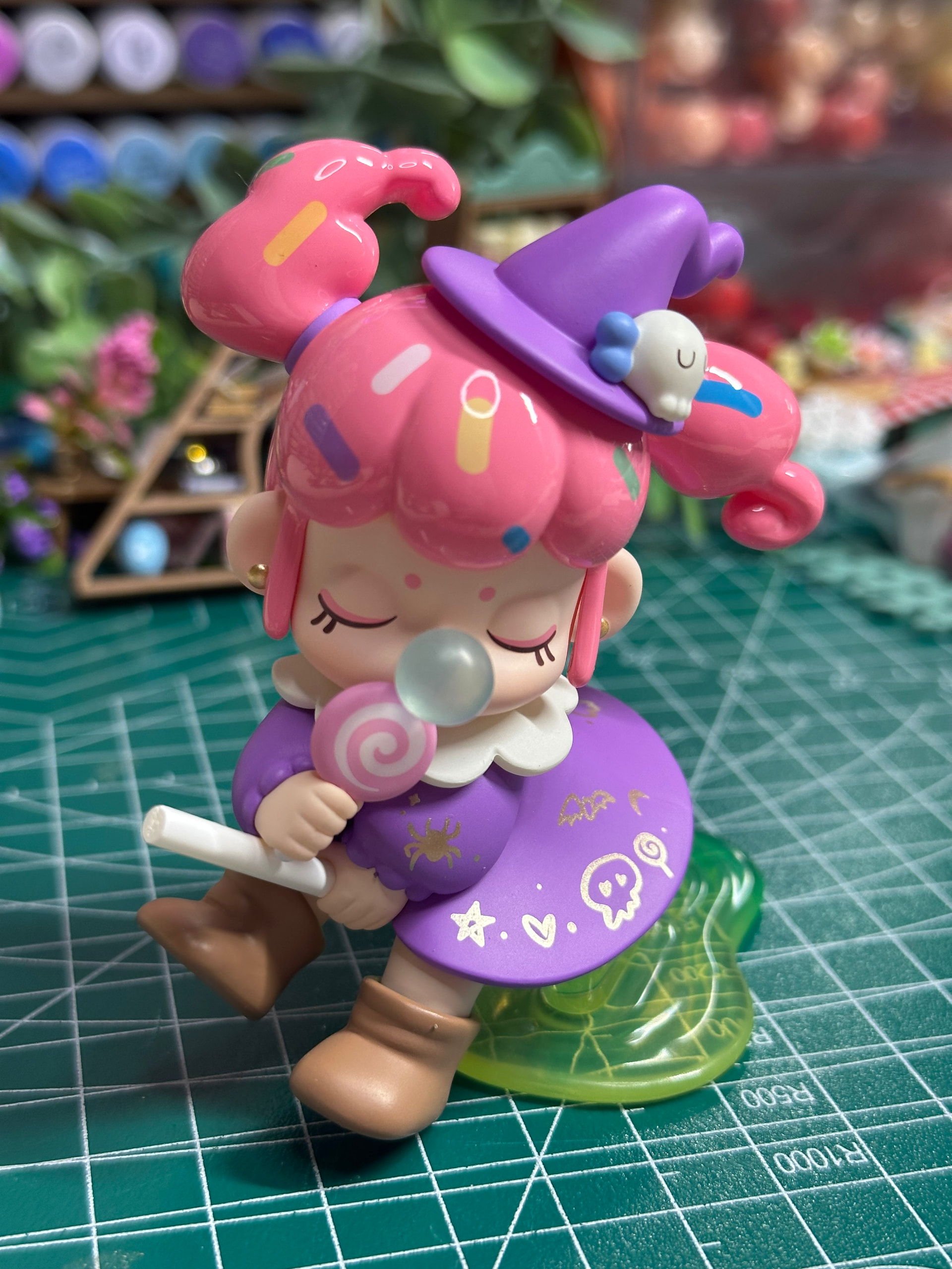 Rolife Community maker Cozy.little.palette's Sweet Time Witch Nanci with her hat, skull details, and broom