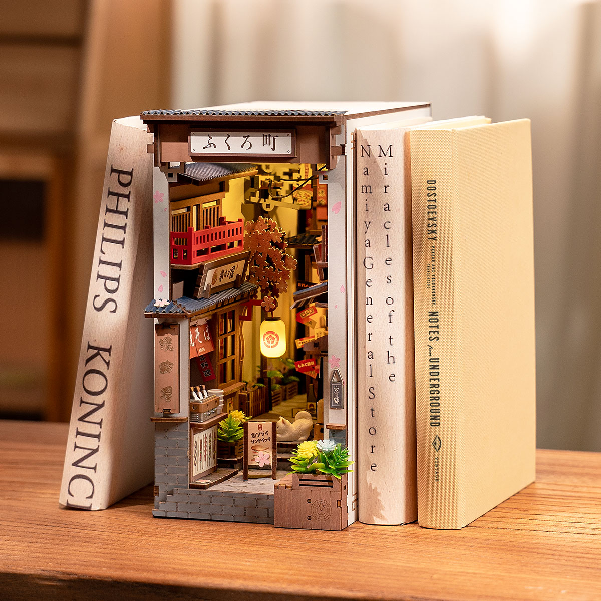 Rolife Book Nook Shelf Insert - Sakura Wine Alley TGB11