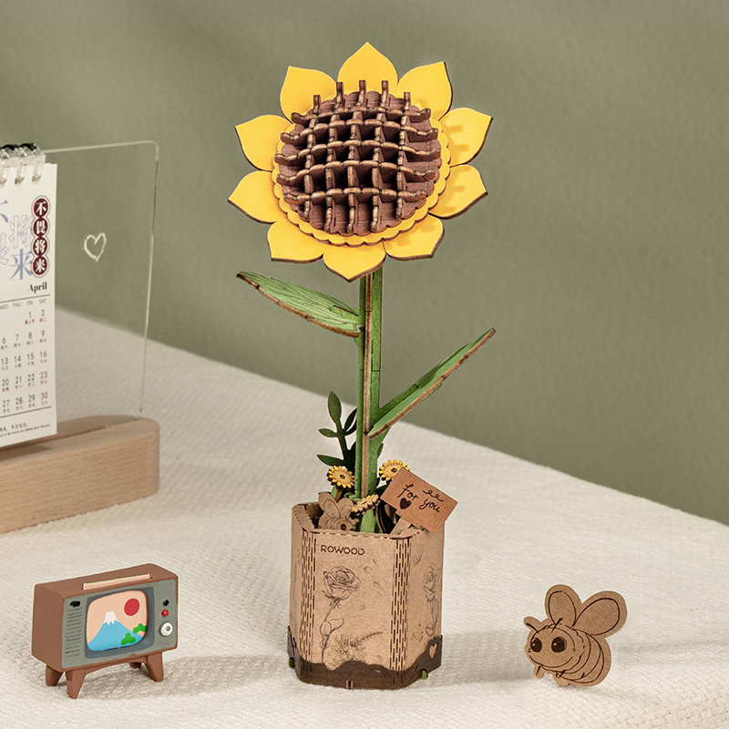Rowood 3D Wooden Puzzle - Wooden Flower Bouquet TW01H