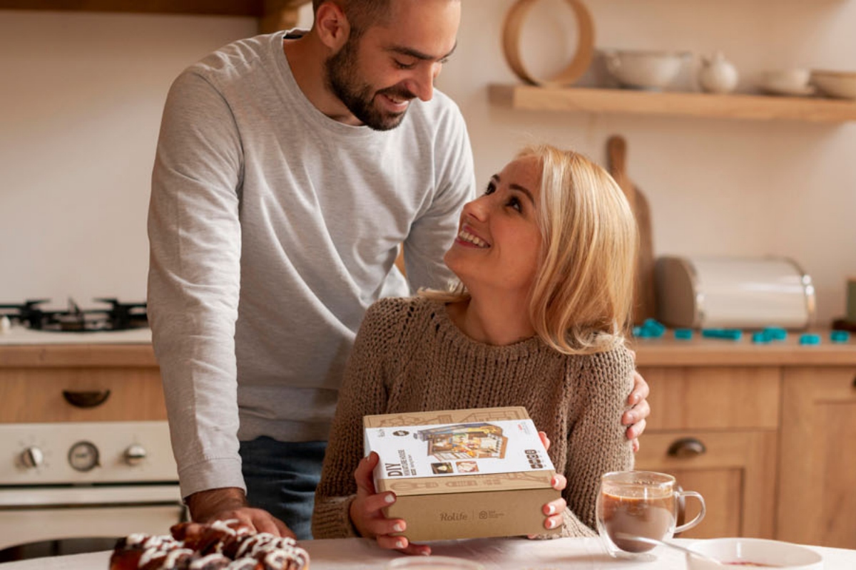 A Tiny House, A Shared Memory Why Couples Love Decorating Miniature Spaces Together