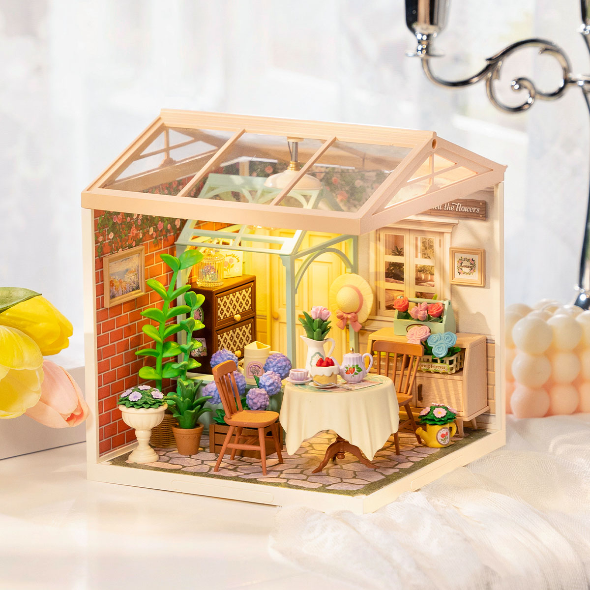 Rolife Blooming Tea Garden Super Creator Miniature House DW013B