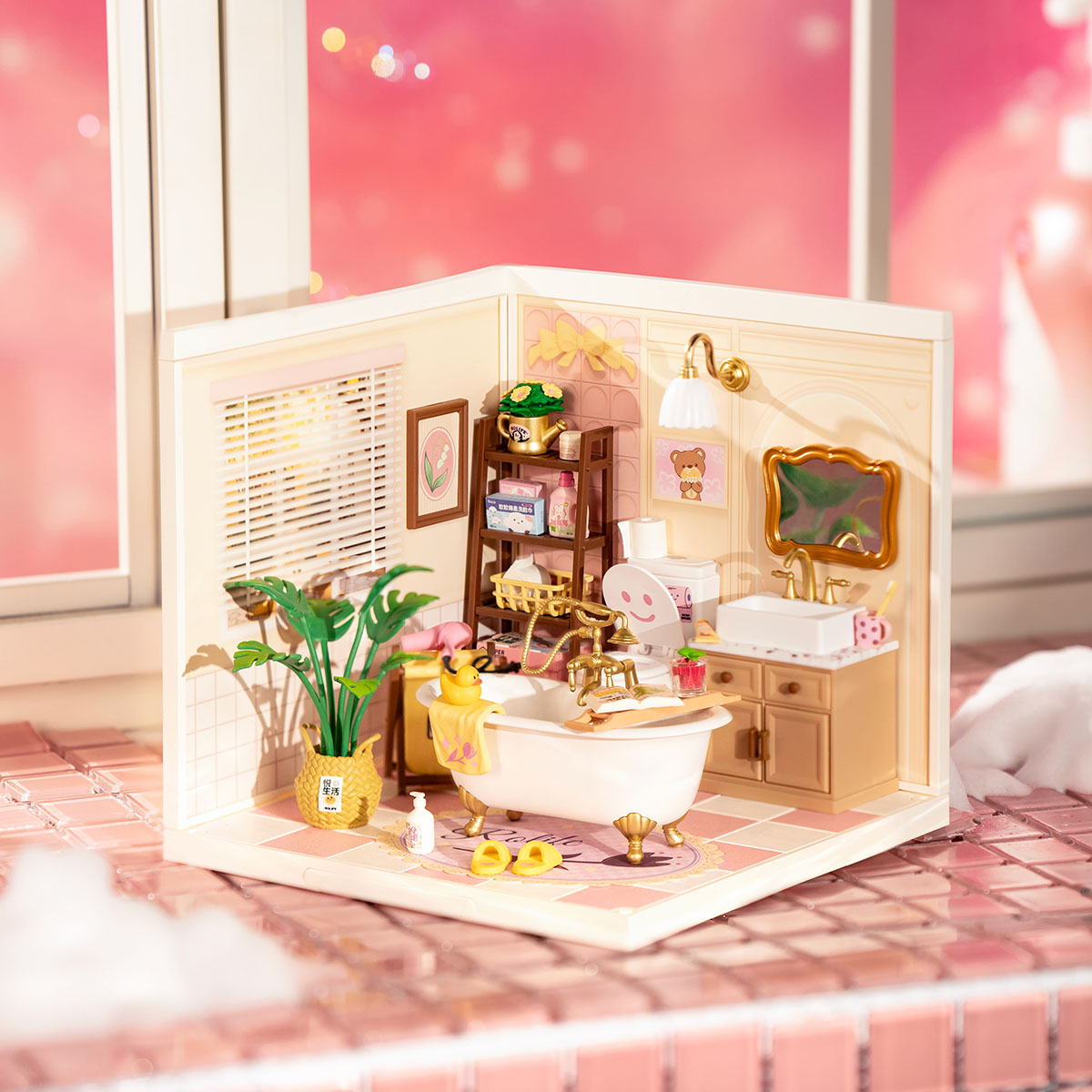 Rolife Plastic Miniature House - Bubble Bathroom DW014