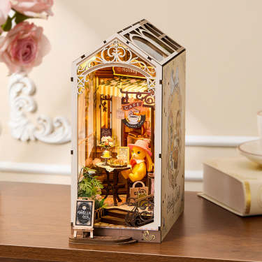 Holiday Cafe book nook kit