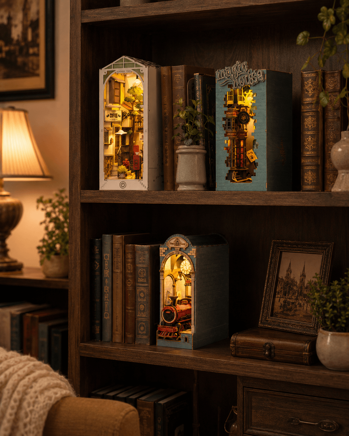 Rolife Magic House TGB03 bookshelf collection display with Magic House, Sunshine Town, and Time Travel book nooks