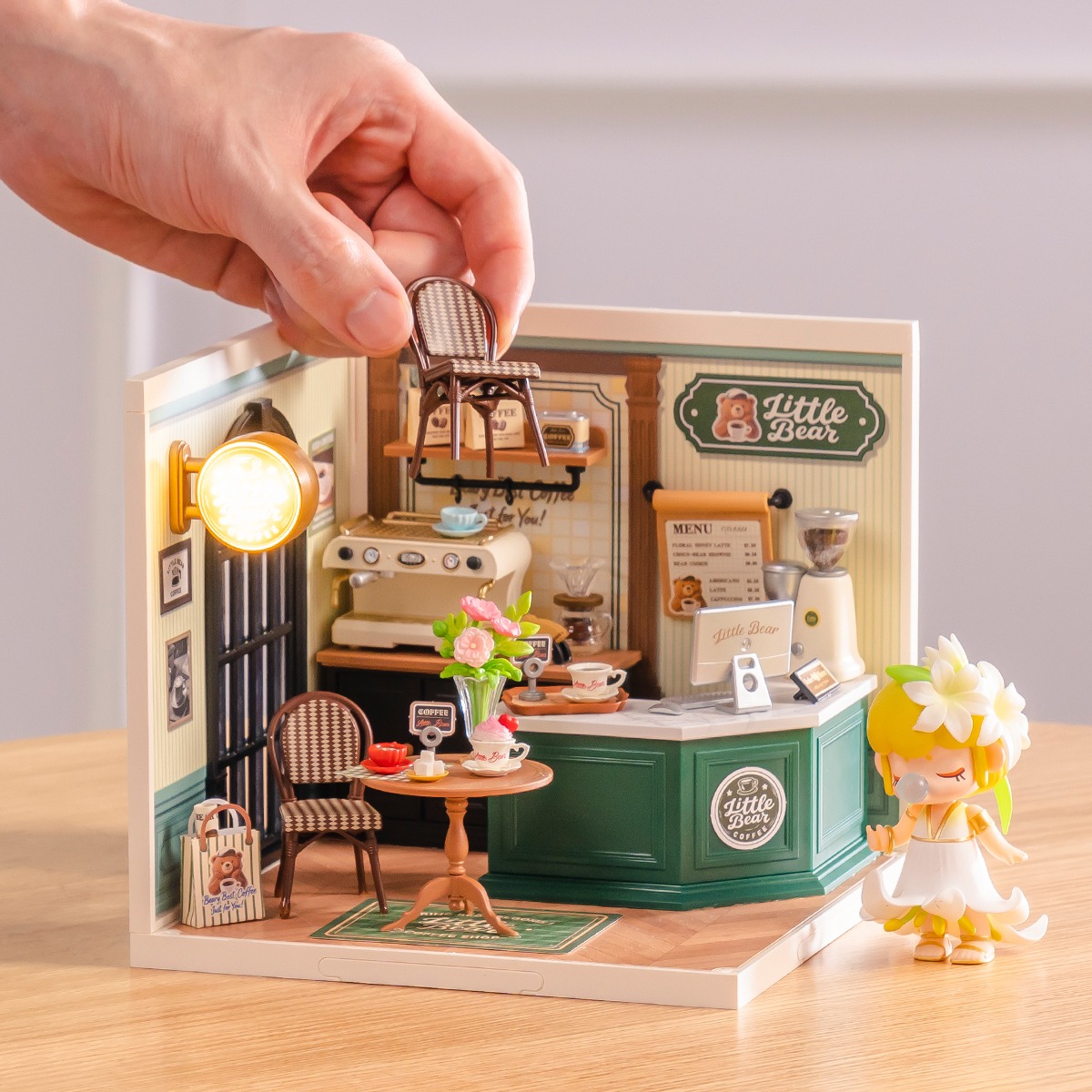 Perfect Romance Caf&eacute; (DW028) Build a Tiny Caf&eacute; Full of Atmosphere