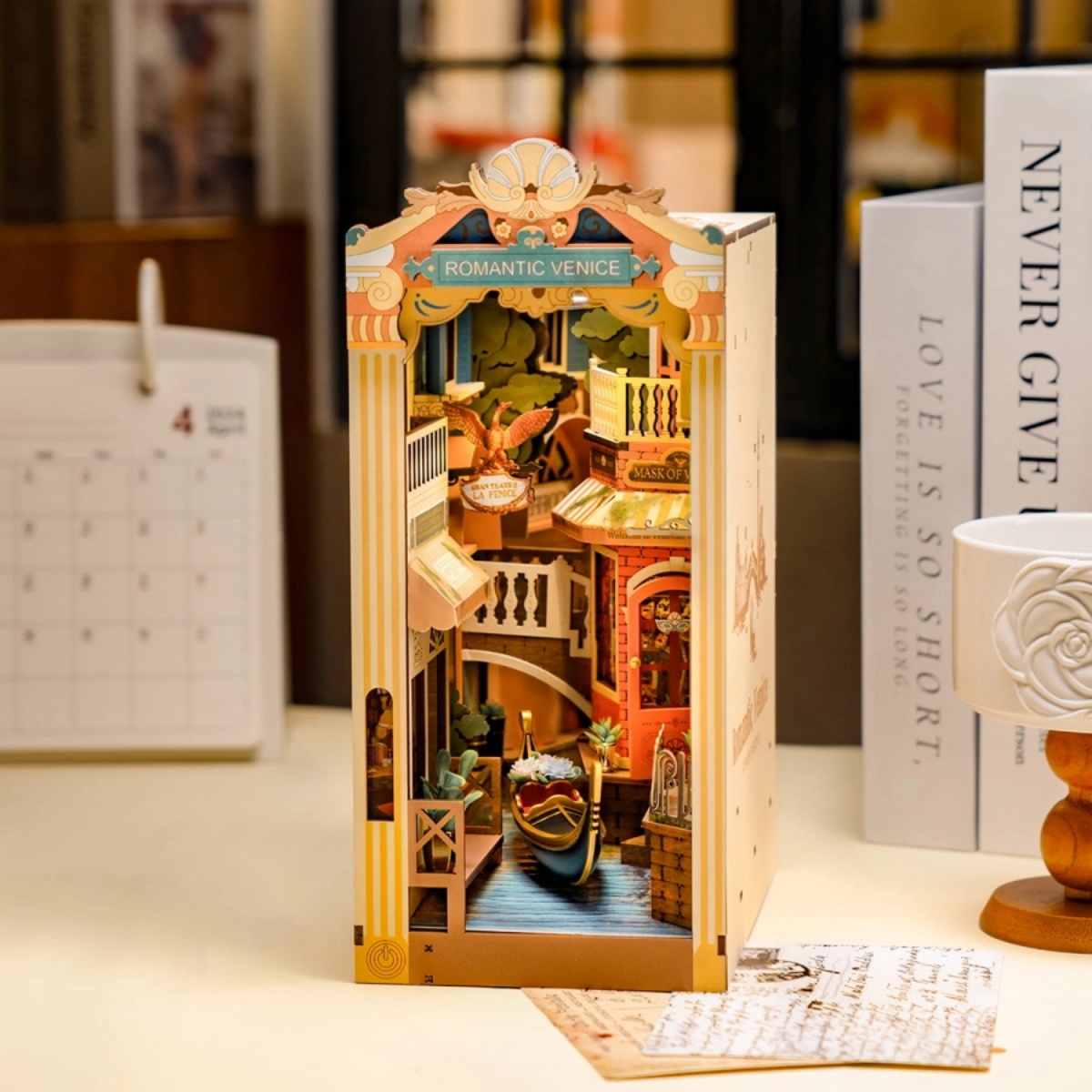 Rolife Book Nook Shelf Insert - Romantic Venice TGB08