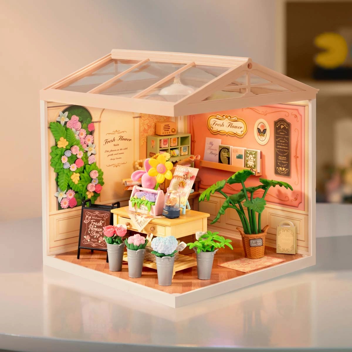 Rolife Fresh Flower Shop Super Creator Miniature House DW017B