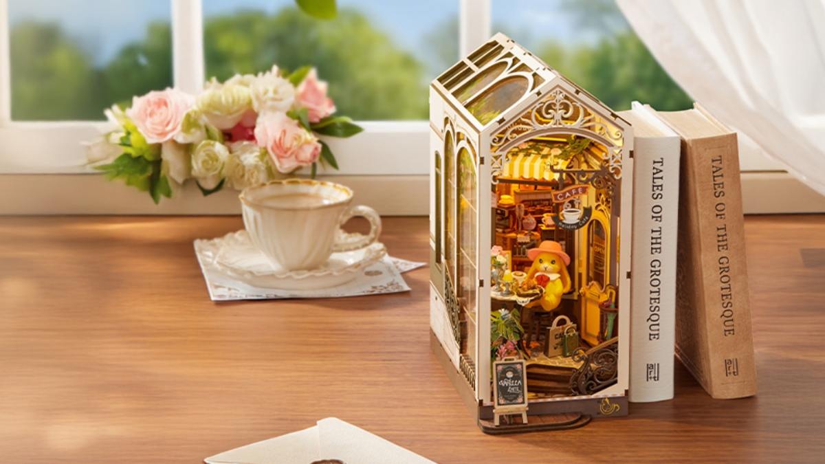 Rolife Holiday Café A Cozy New DIY Book Nook for Book Lovers This Holiday Season