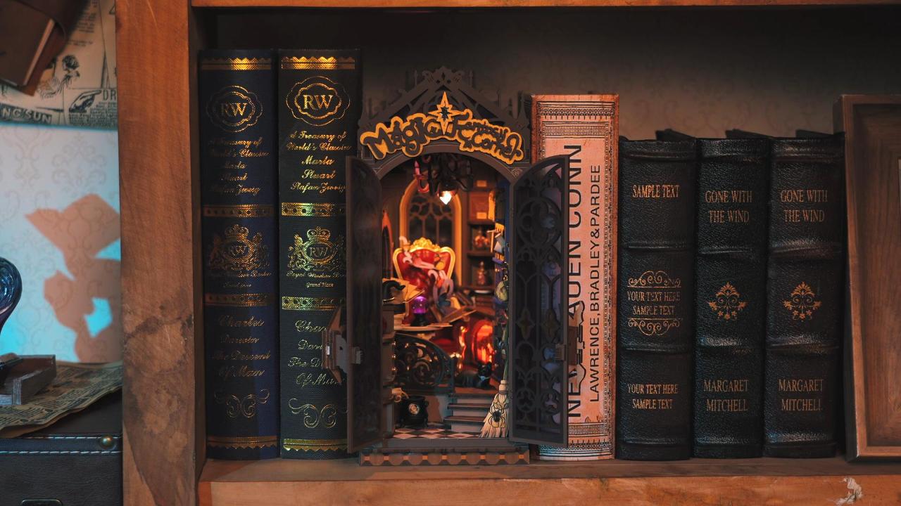 Rolife Magic Fantasy Corner on bookshelf make a magic vintage scene