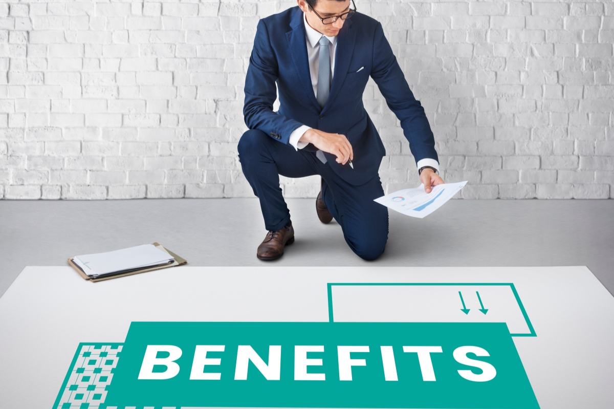 The Therapeutic Benefits of Decorating Miniatures&nbsp;Together