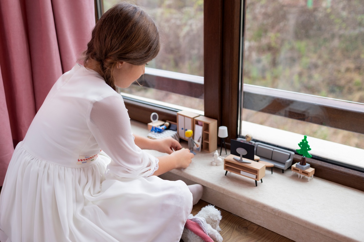 What It Really Means to Create a World Just for Yourself