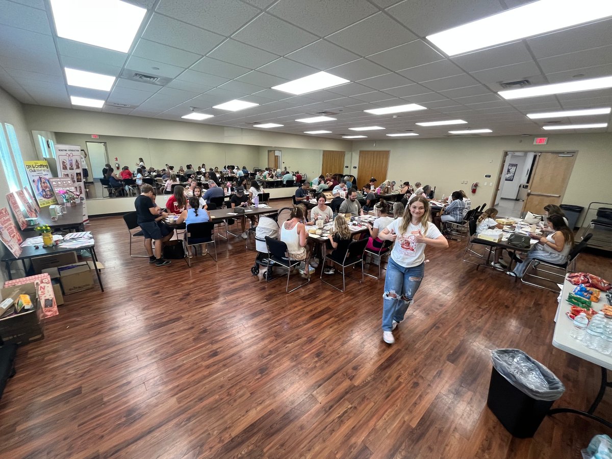 Makers building Rolife miniatures together at the Petals and Picnics meetup